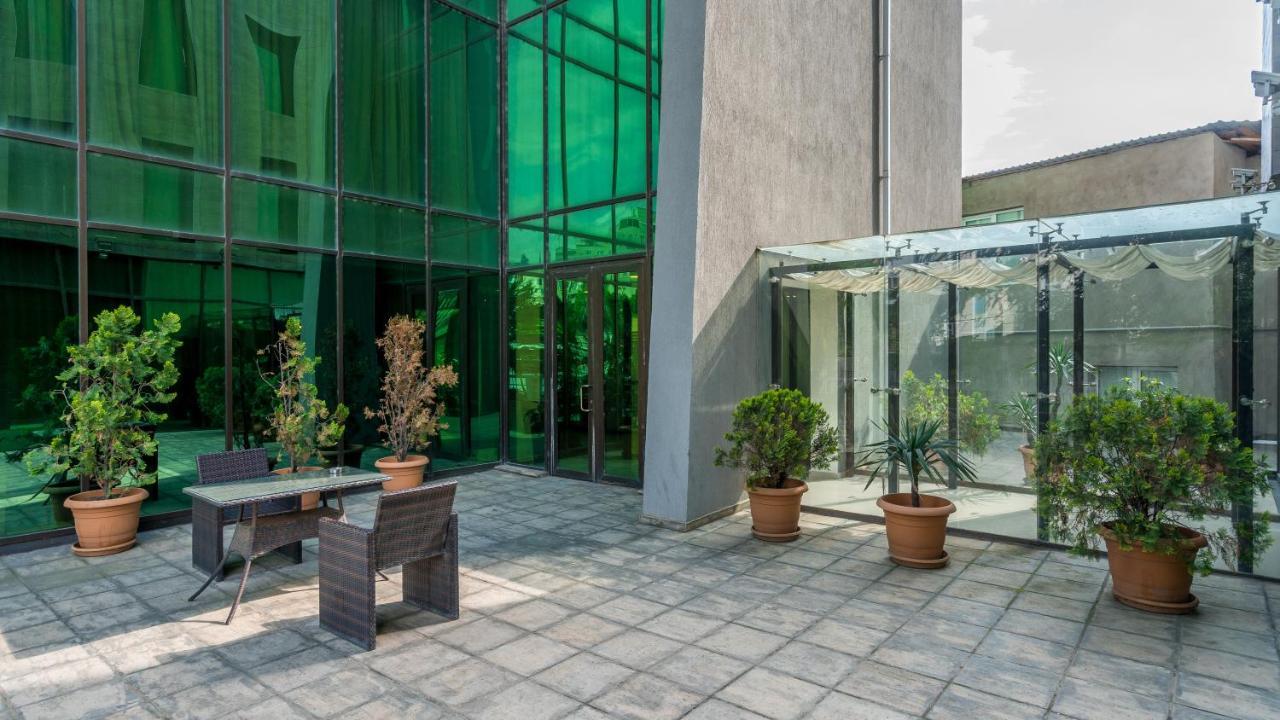 Capitol By Umbrella Otel Tiflis Dış mekan fotoğraf