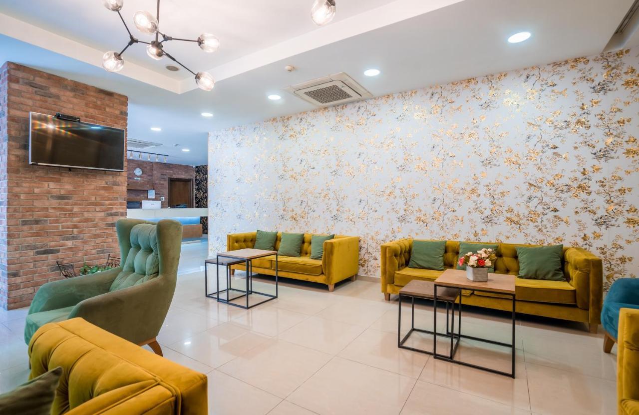Capitol By Umbrella Otel Tiflis Dış mekan fotoğraf
