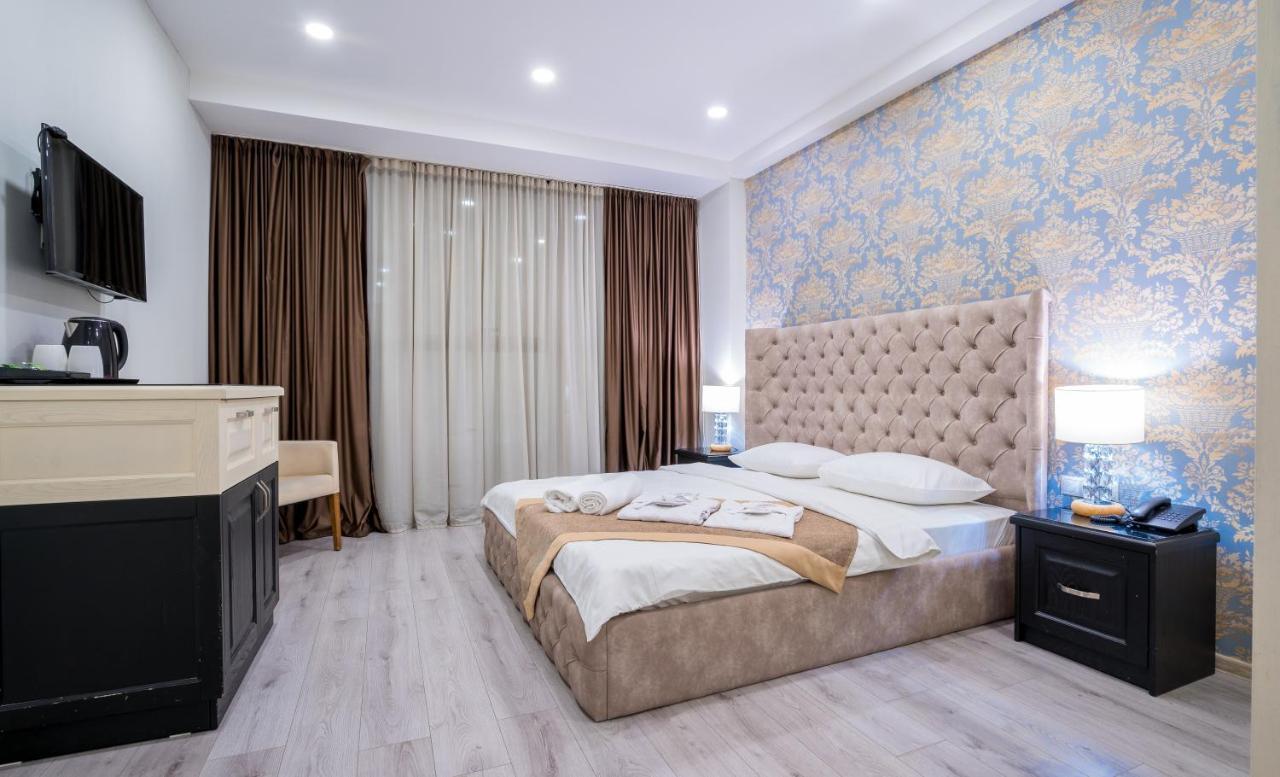 Capitol By Umbrella Otel Tiflis Dış mekan fotoğraf