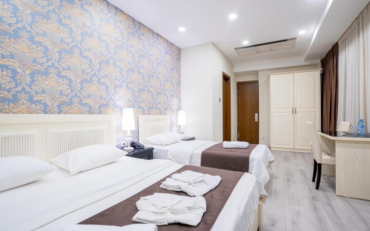 Capitol By Umbrella Otel Tiflis Dış mekan fotoğraf